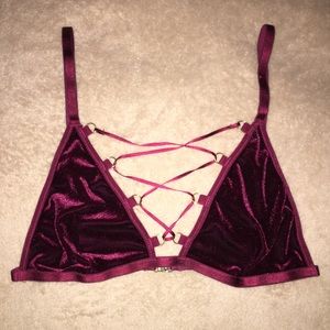 🌹Wine Red Strappy Bralette🌹